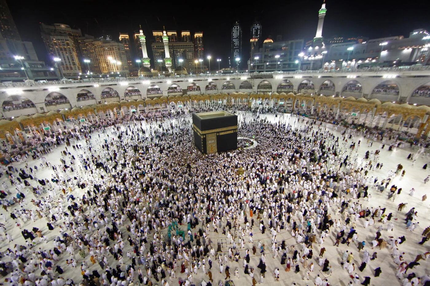 umrah-mecca_afp_.jpg