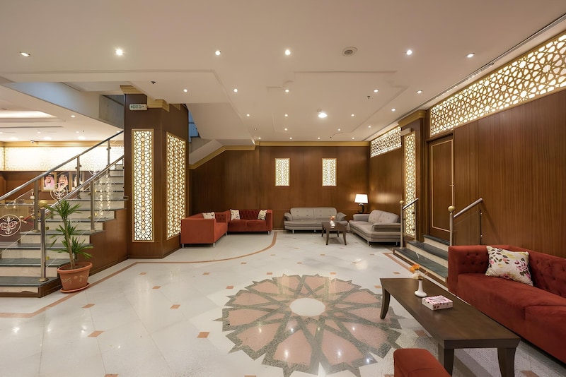 5fc1f19bc0350f2f9fd8ef0e98fbb04d