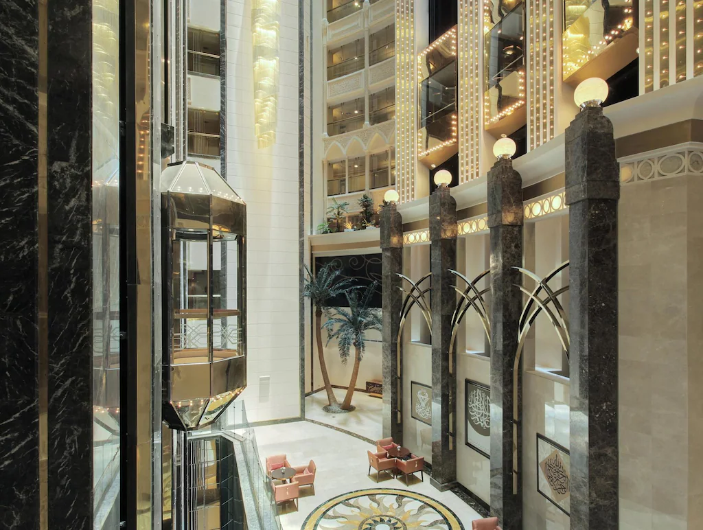 164073_17032513370051847503