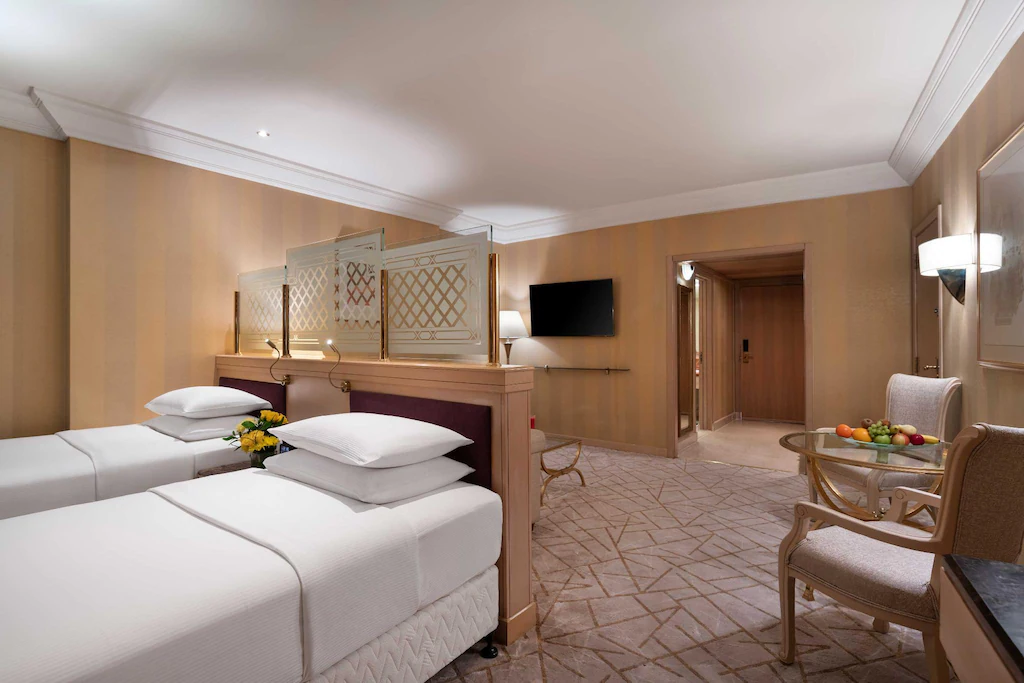 3d6a93d1b32d0a5935e9731de5840b9c